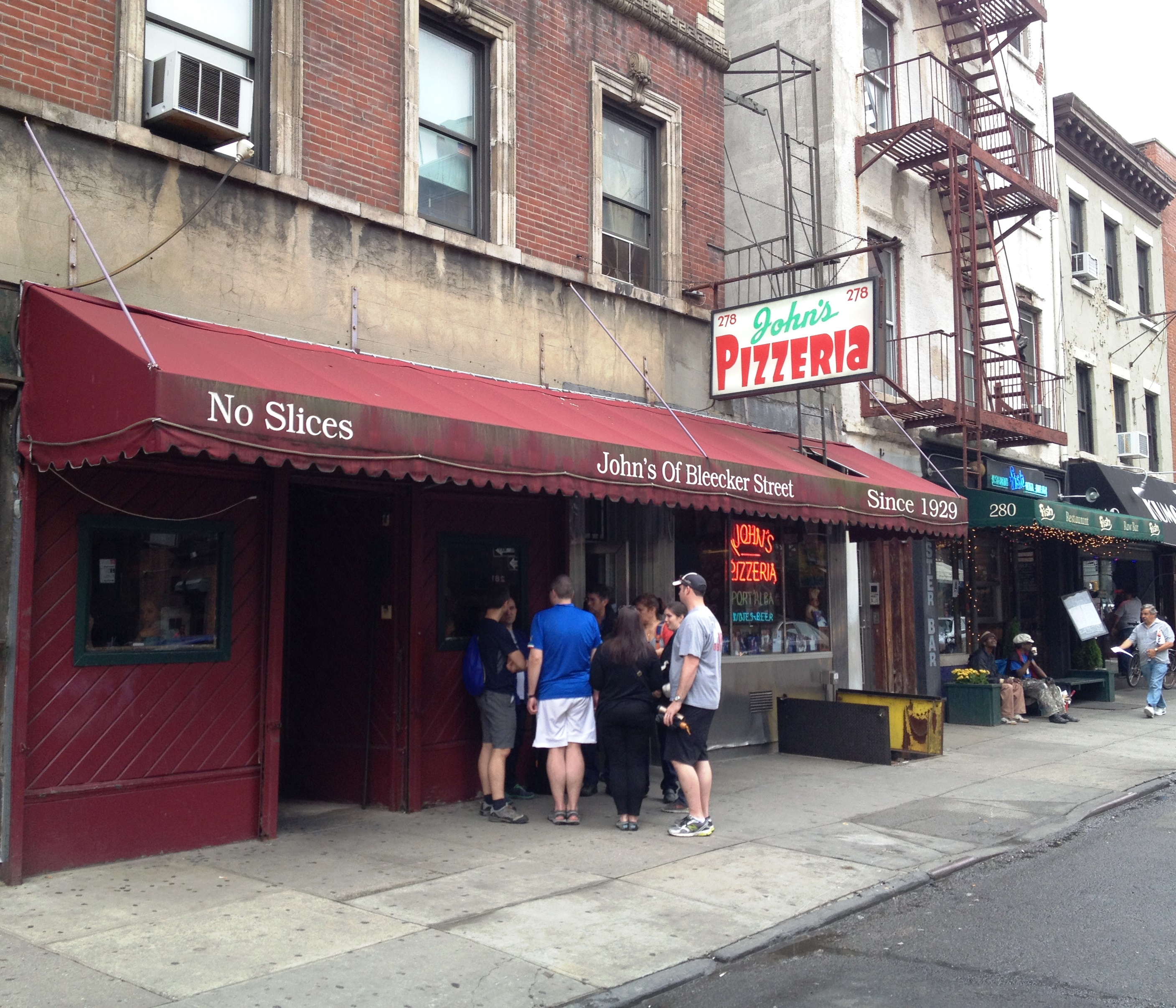 John's Pizza