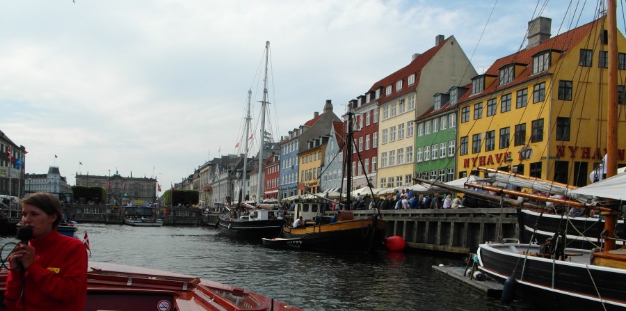 Denmark : Neuhaven harbor in Copenhagen