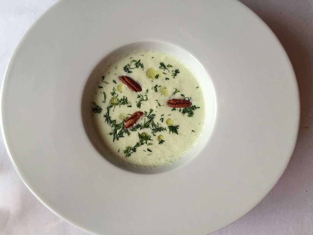 Piano Nobile at Villa Richter : Cold Cucumber soup with pecan nuts