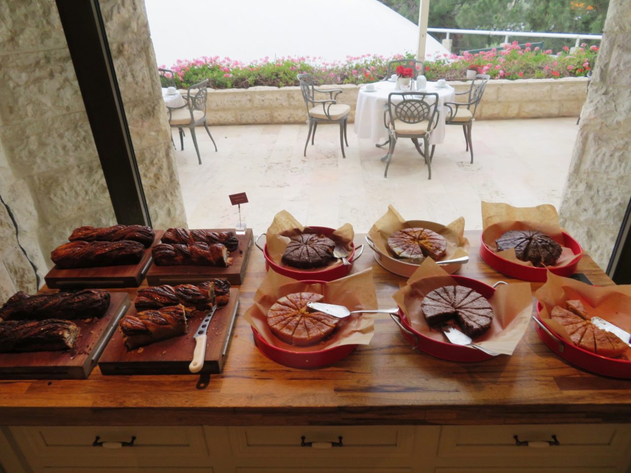 Vacationing in Israel ... Breakfast cakes at the Inbal Hotel in Jerusalem