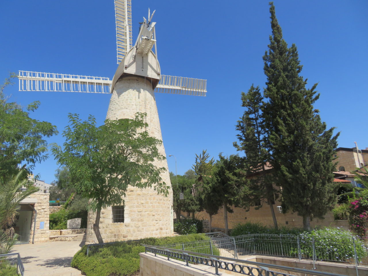The joys of walking Jerusalem - The windmill in the Yomin Moshe neighborhood