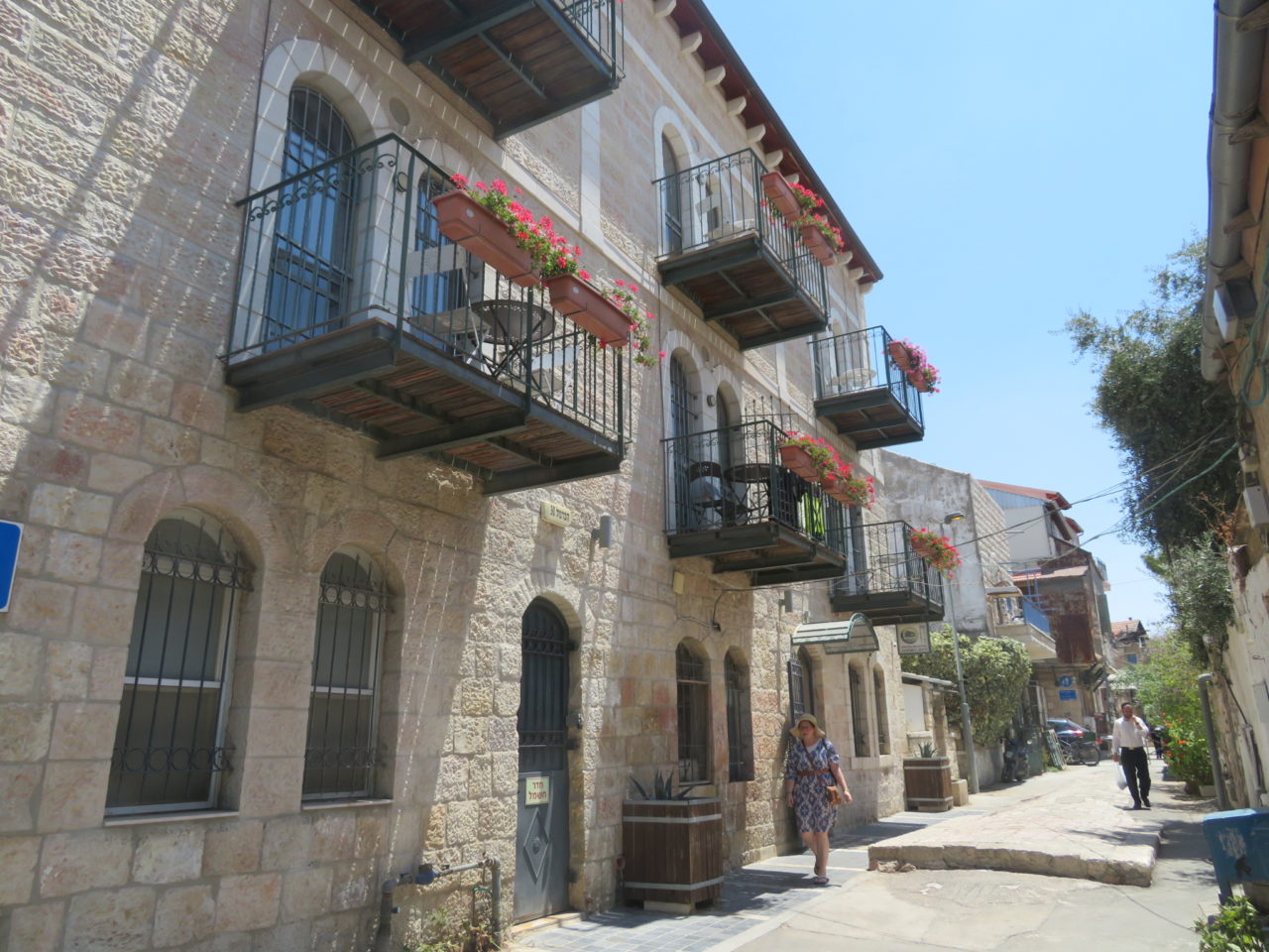 The joys of walking Jerusalem - the Nachlaot neighborhood