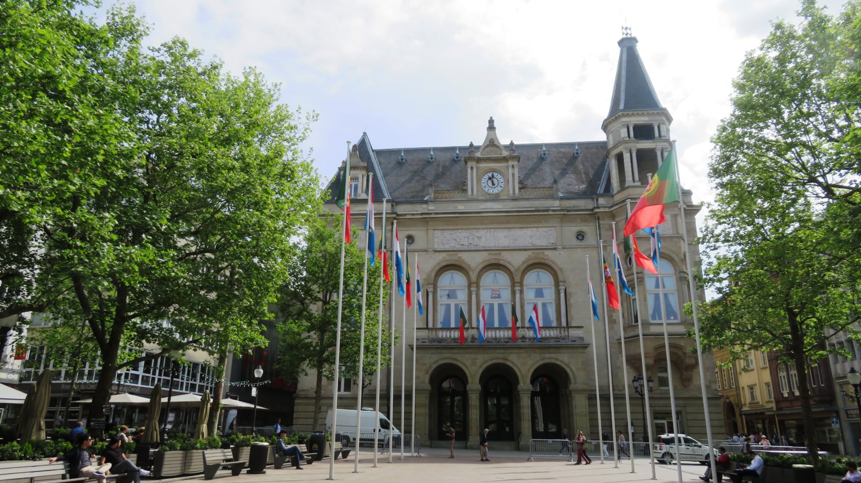 Cercle Cite Luxembourg Palace and Place d'Armes in Luxembourg City, <em><strong>Luxembourg</strong></em>