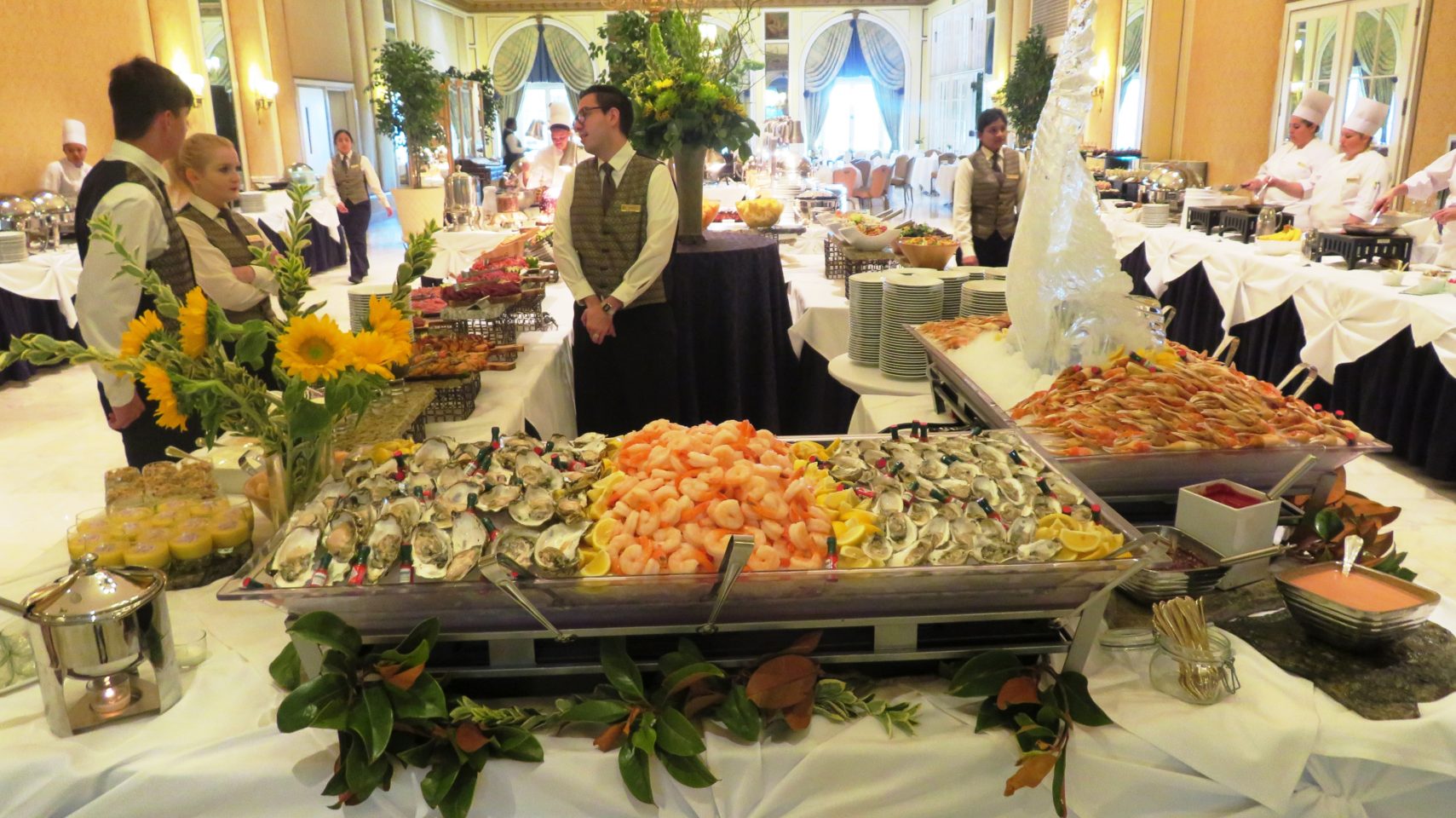 The Broadmoor Restaurants ~ Sunday Brunch at the Lake Terrace Dining Room