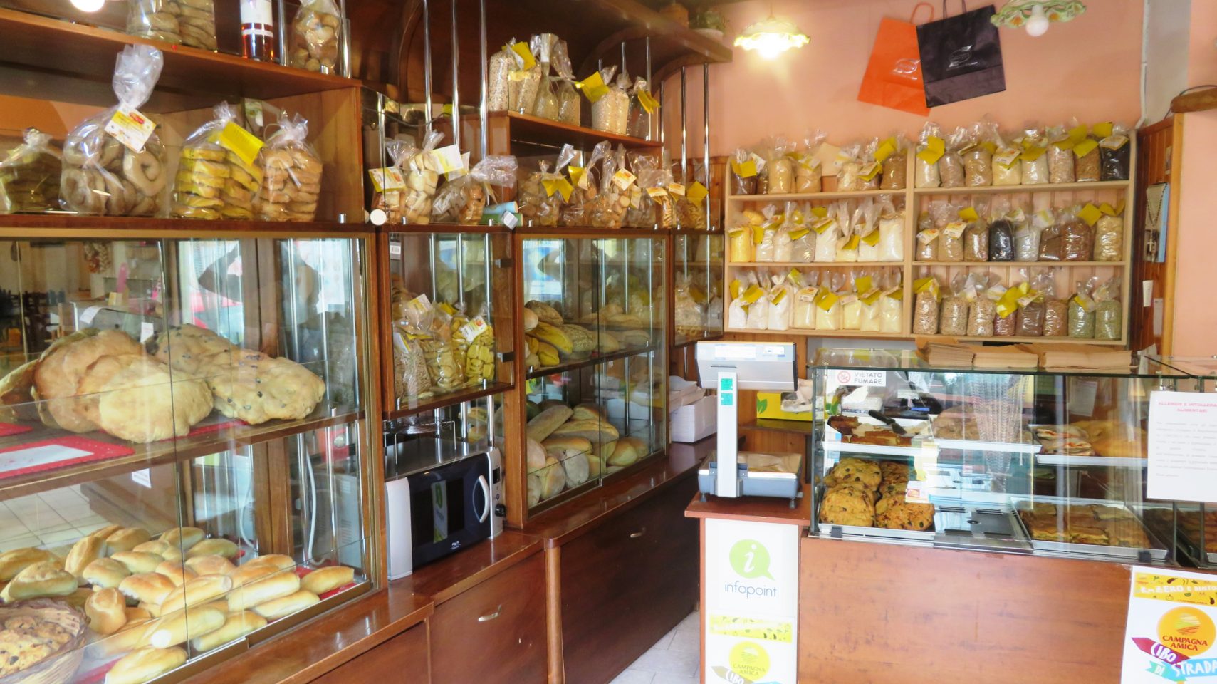 Farmer/Miller/Baker Panificio Caroppo in Minervino di Lecce ! The Wholesome Charms of Salento in Italy